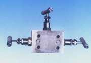 SF-3型三阀组